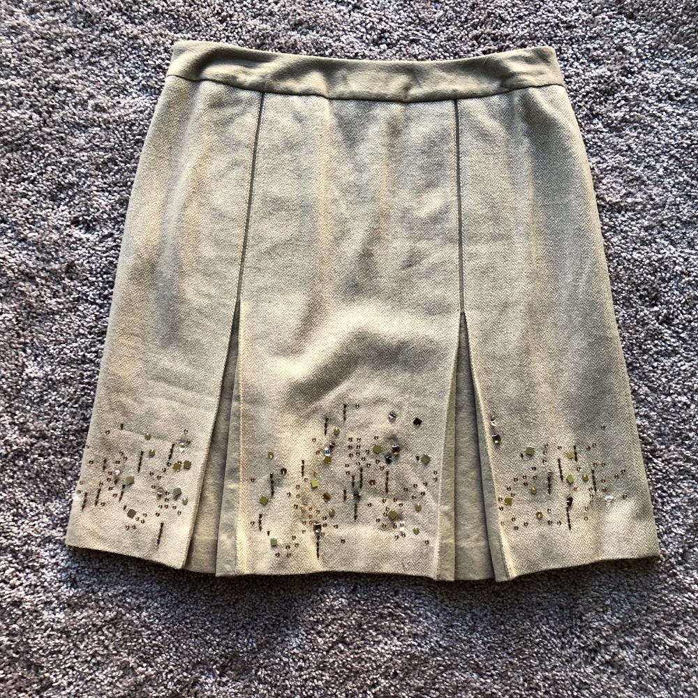 Ann Taylor LOFT Wool beaded skirt Size 10
